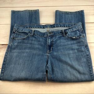 Old Navy Diva Jeans Sz 18 Short (Item #276)